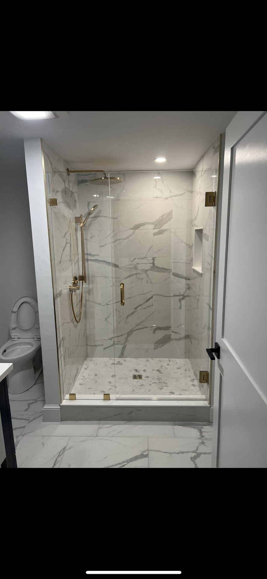 Bathrooms by Sardina Custom Remodeling 4